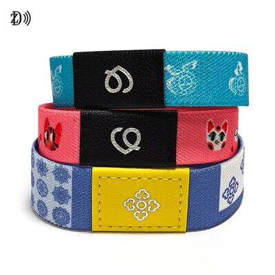 사용자 지정 탄력 손목밴드 팔찌 RFID 13.56MHz NFC 접근 제어용 폴리에스터 탄력성 내구성 고무 재료