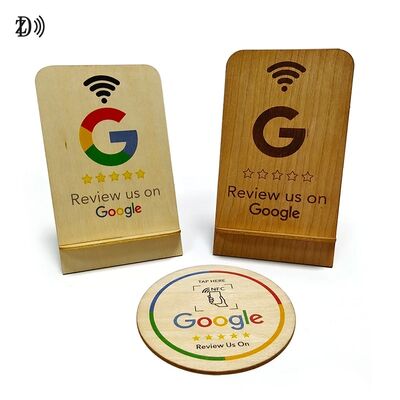 맞춤형 레이저 조각 로고 QR 코드 NTAG213 나무 구글 리뷰 카드 스탠드 NFC 구글 리뷰 카드